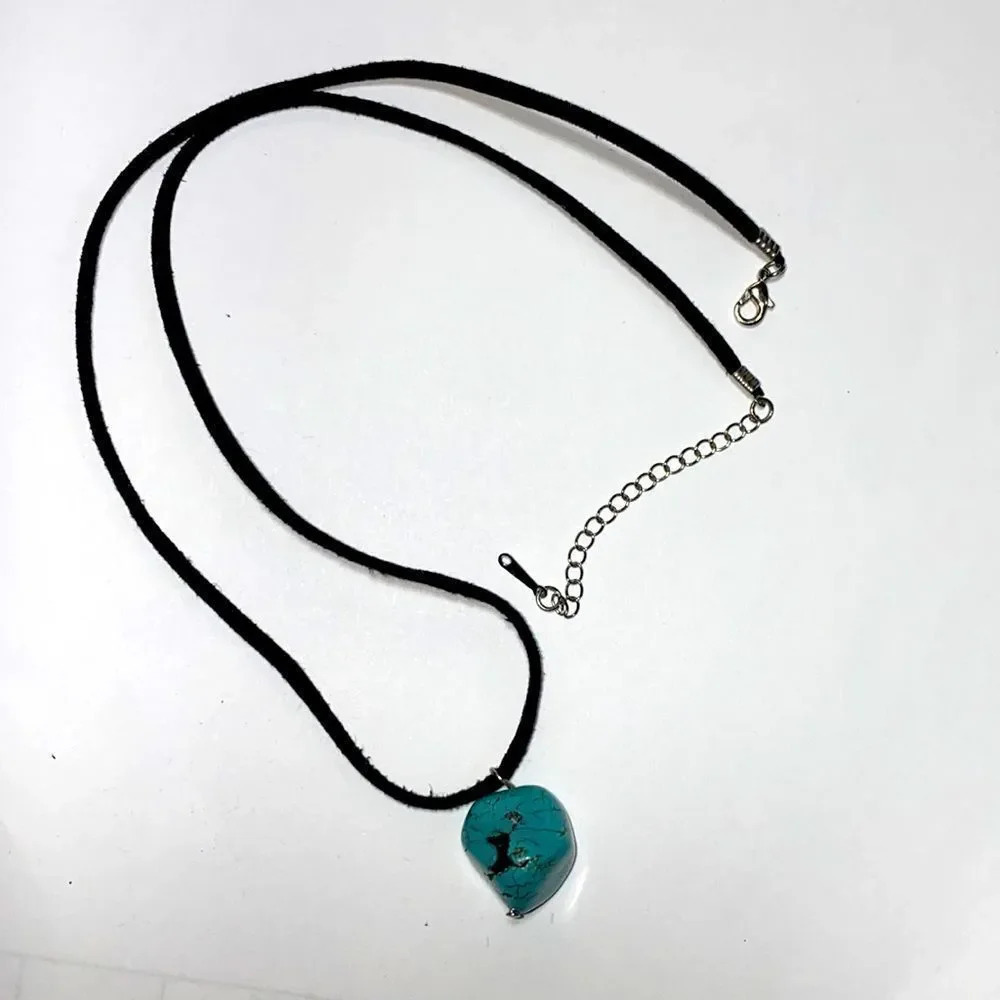 Turquoise stone necklace